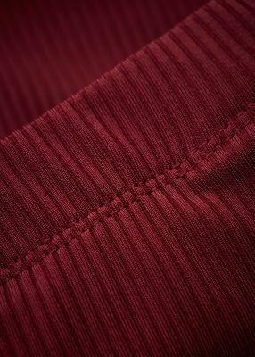 bordeaux rode flared pants